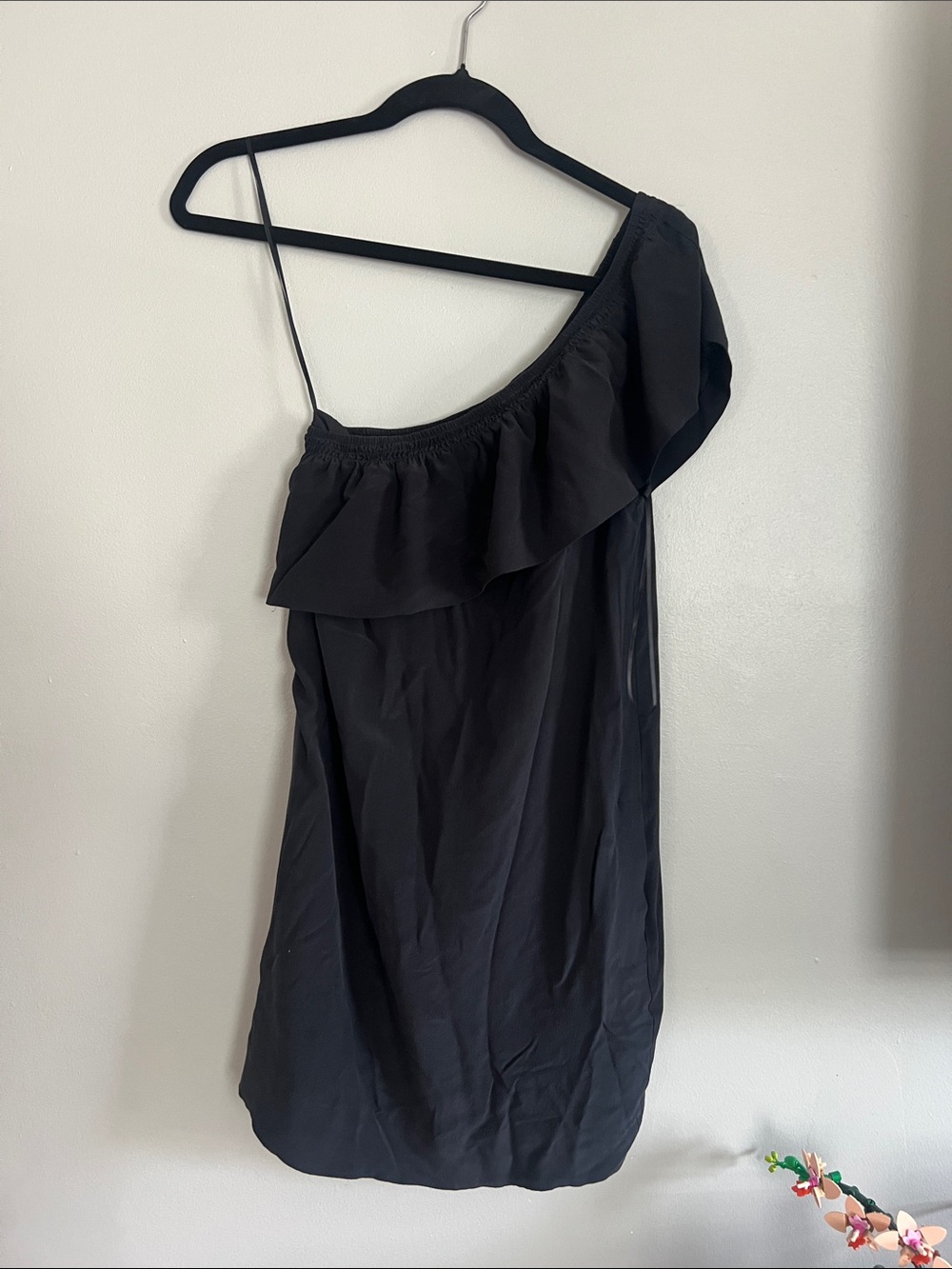 Madewell‎ One-Shoulder Black Ruffle Dress